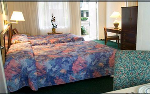 Travelodge Monaco Beach Resort 阳光岛滩 外观 照片