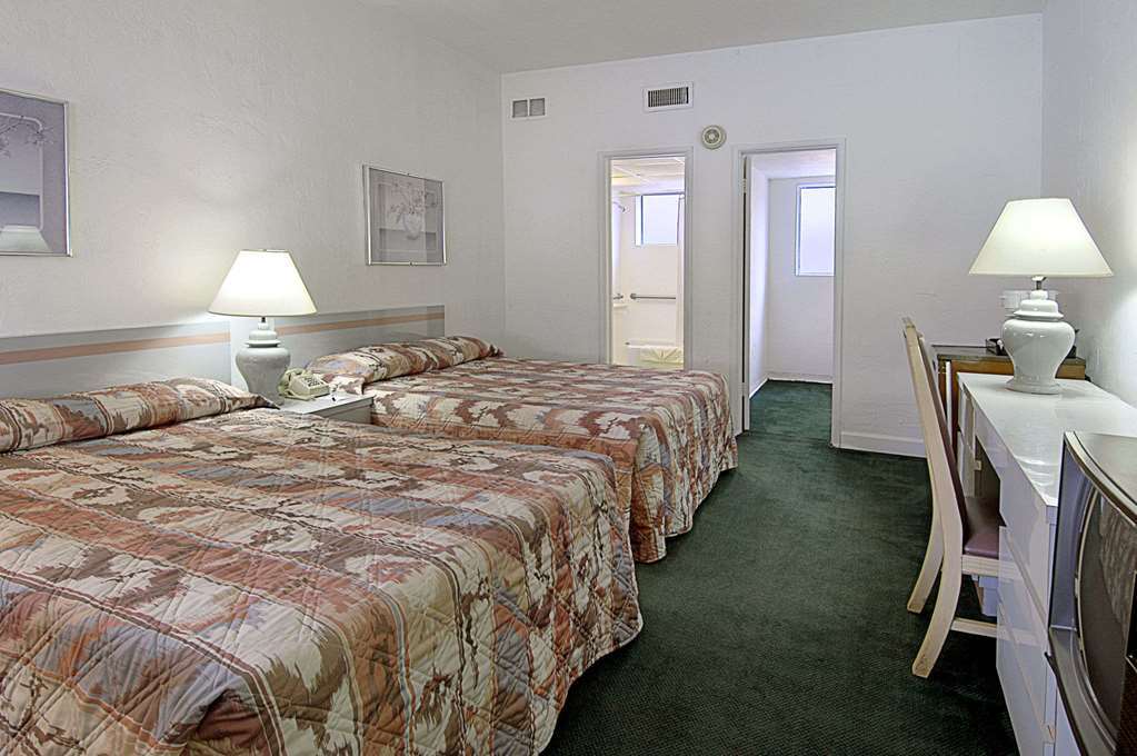 Travelodge Monaco Beach Resort 阳光岛滩 客房 照片