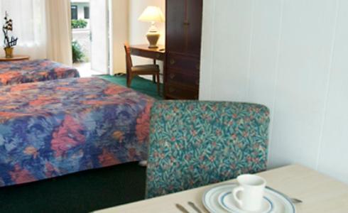 Travelodge Monaco Beach Resort 阳光岛滩 外观 照片